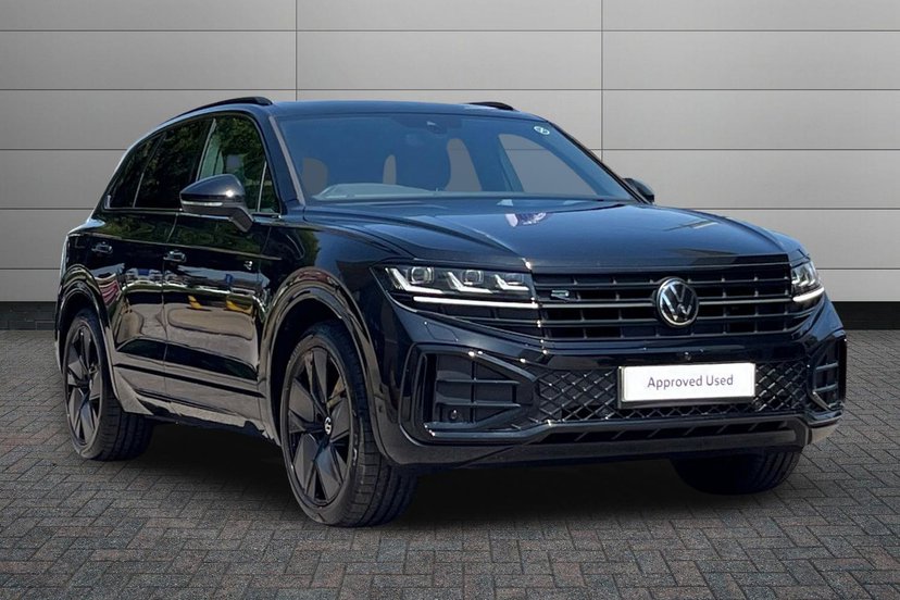 Volkswagen Touareg listing photo