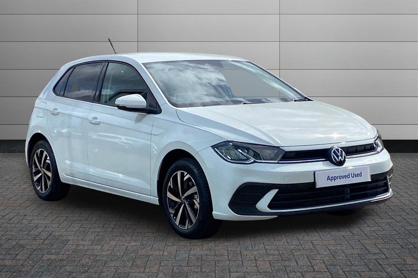 Volkswagen Polo listing photo
