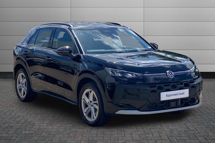 Volkswagen T-Roc listing photo