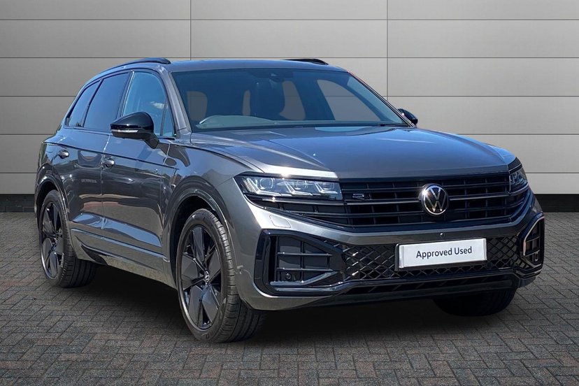 Volkswagen Touareg listing photo