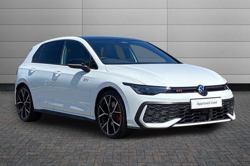 Volkswagen Golf listing photo