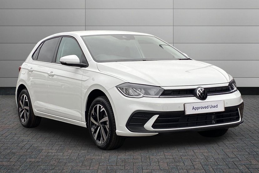 Volkswagen Polo listing photo