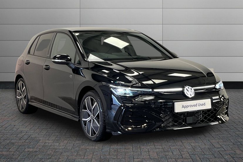 Volkswagen Golf listing photo