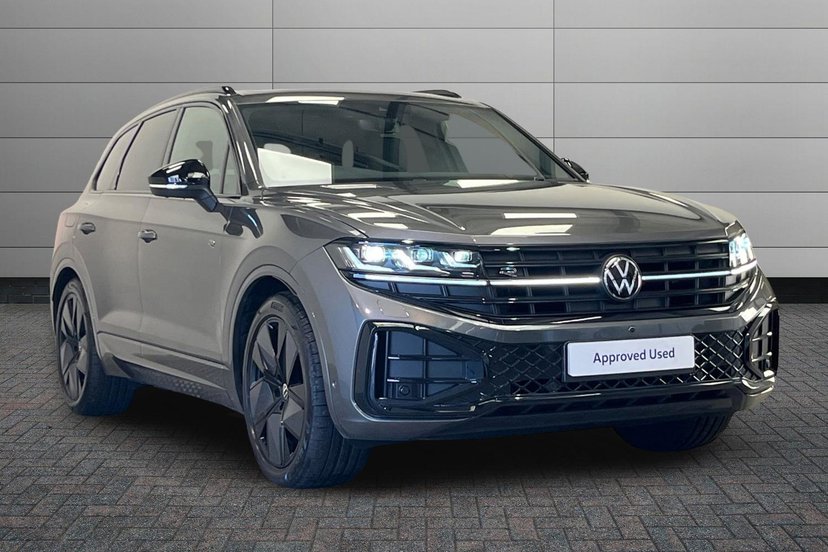 Volkswagen Touareg listing photo