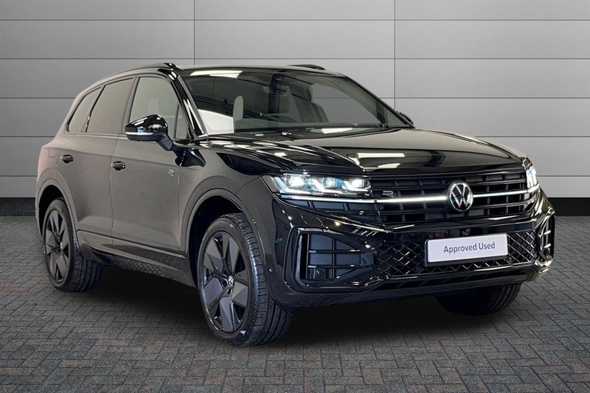 Volkswagen Touareg listing photo