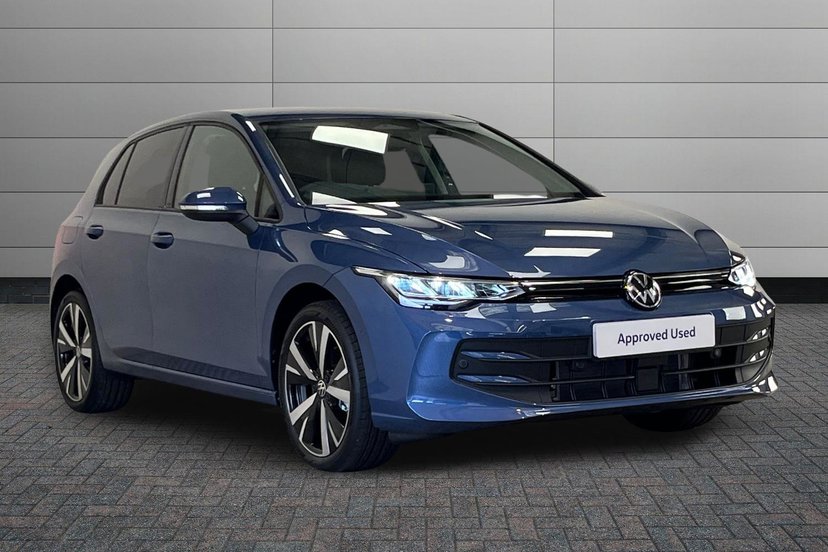 Volkswagen Golf listing photo