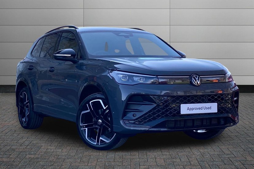 Volkswagen Tiguan listing photo