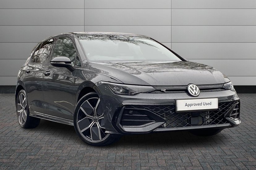 Volkswagen Golf listing photo