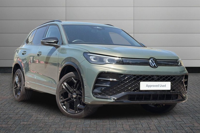 Volkswagen Tiguan listing photo