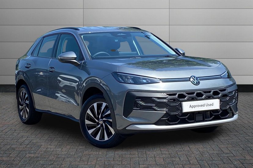 Volkswagen T-Roc listing photo