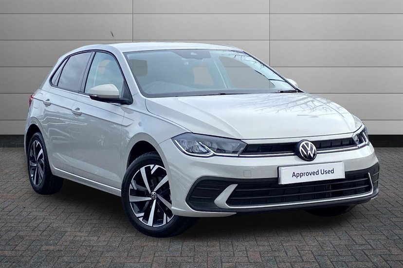 Volkswagen Polo listing photo