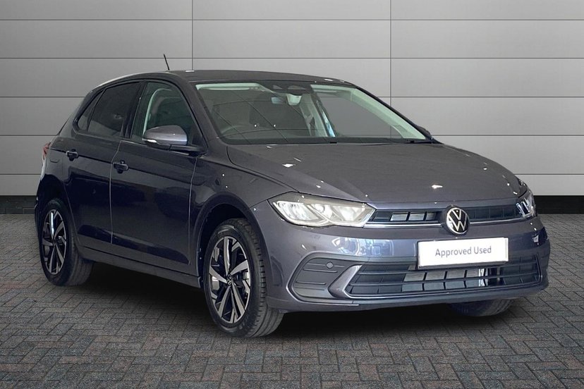 Volkswagen Polo listing photo