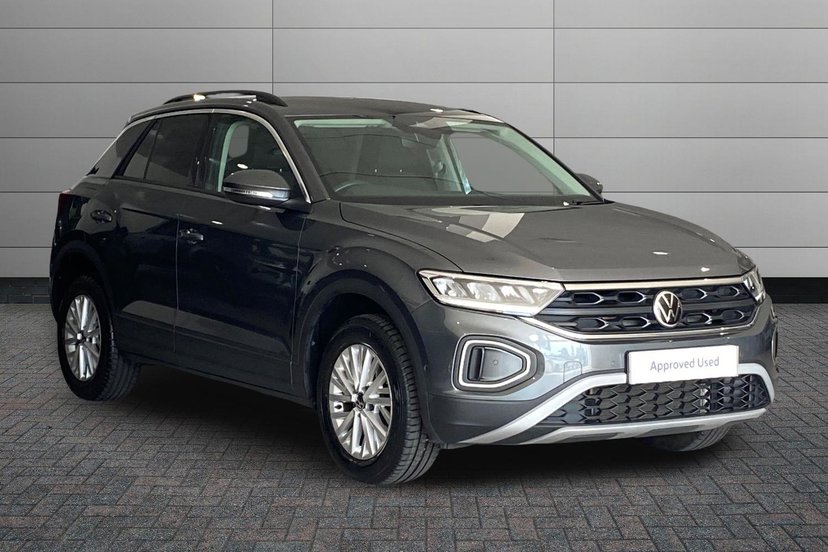 Volkswagen T-Roc dealer public-web source image