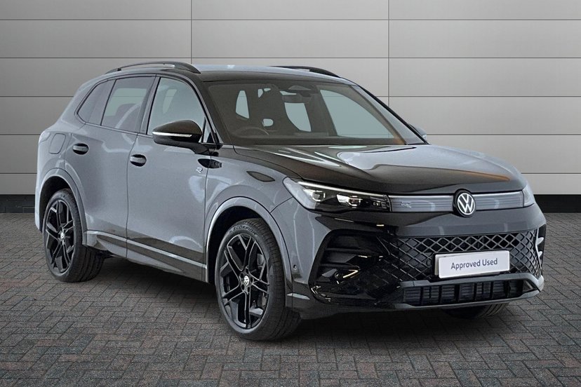 Volkswagen Tiguan listing photo