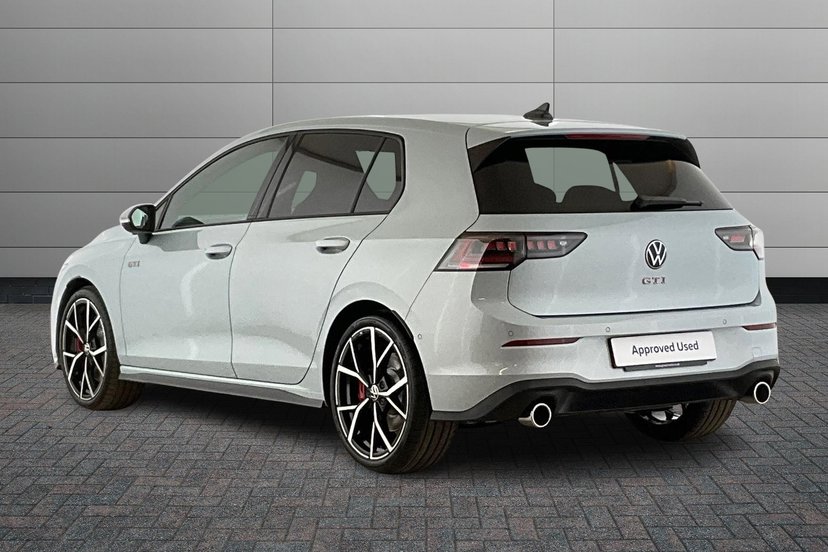 2026 Volkswagen Golf thumbnail 4