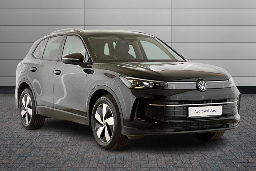 Volkswagen Tiguan listing photo