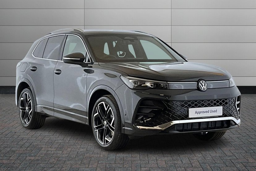 Volkswagen Tiguan listing photo