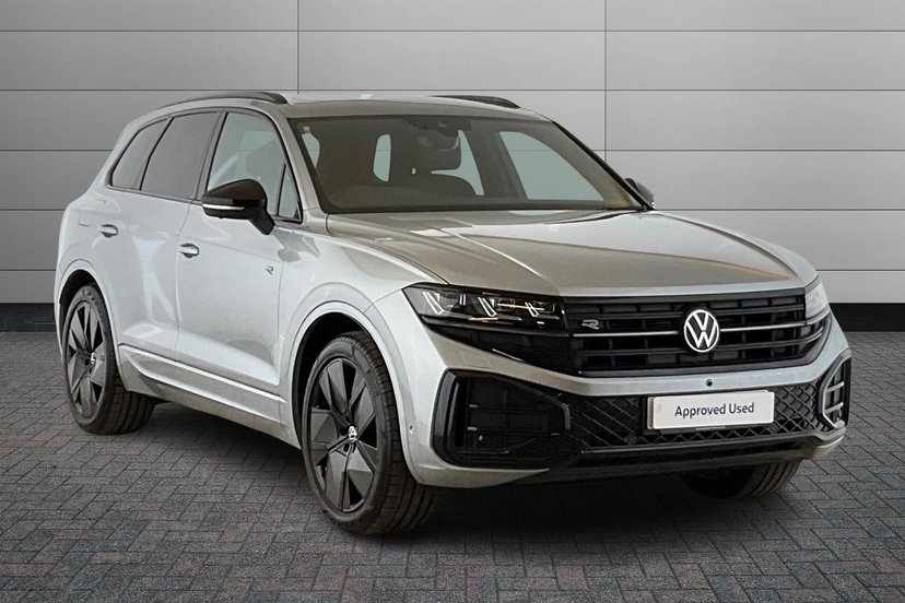 Volkswagen Touareg listing photo