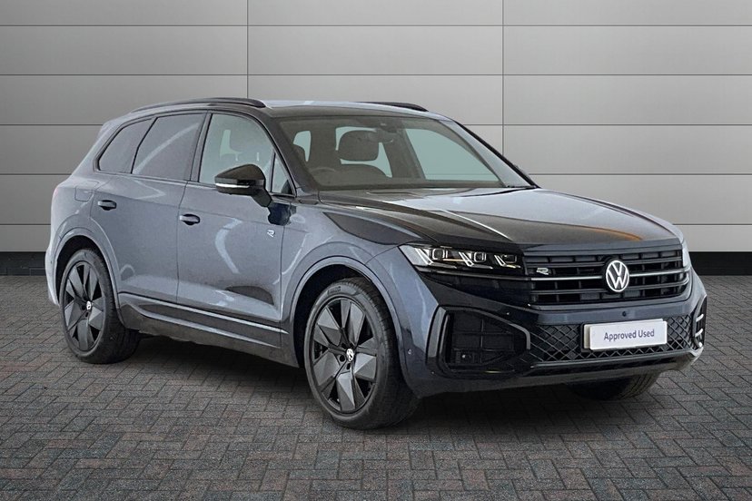 Volkswagen Touareg listing photo