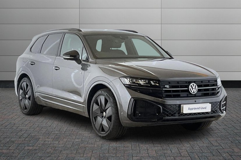Volkswagen Touareg listing photo