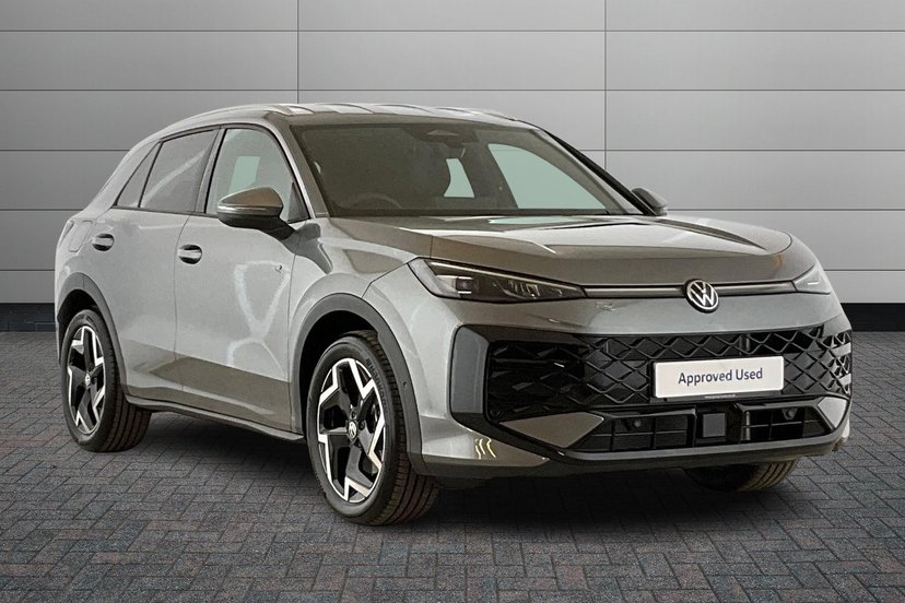 Volkswagen T-Roc listing photo