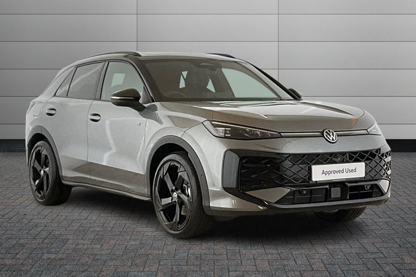 Volkswagen T-Roc listing photo