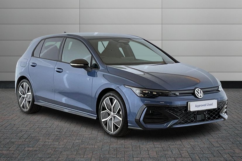 Volkswagen Golf listing photo
