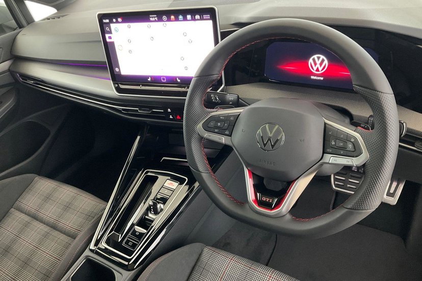 2026 Volkswagen Golf thumbnail 7