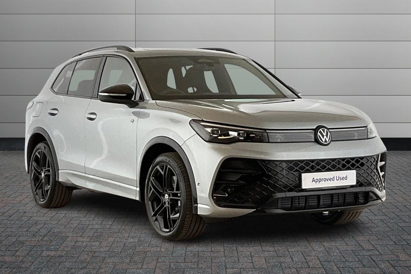 Volkswagen Tiguan listing photo