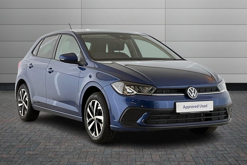 Volkswagen Polo listing photo