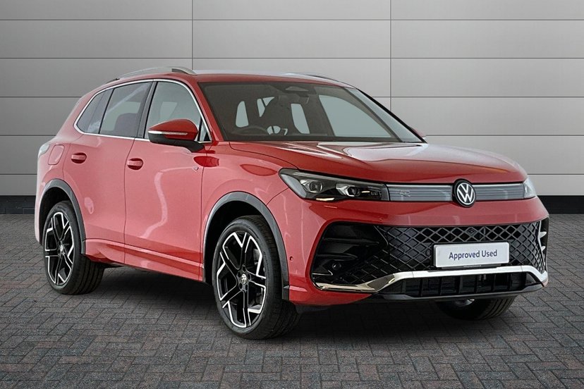 Volkswagen Tiguan listing photo