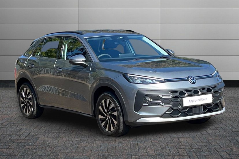 Volkswagen T-Roc listing photo