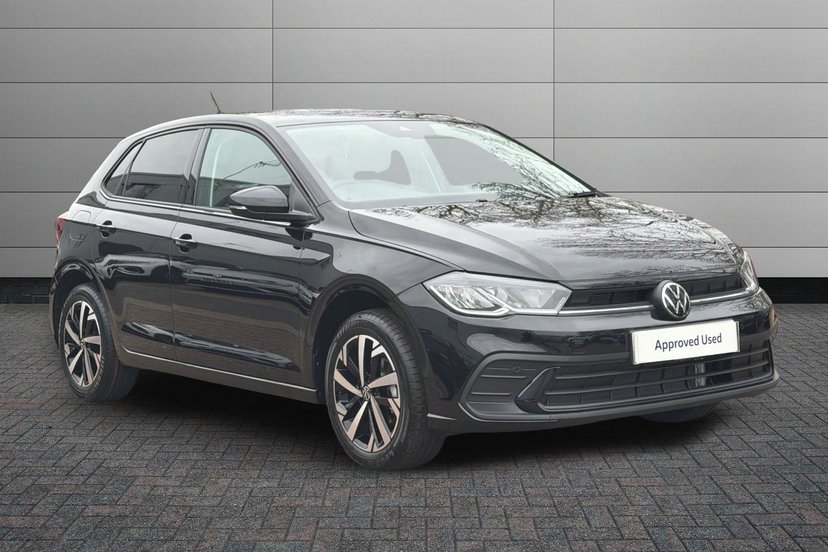 Volkswagen Polo listing photo