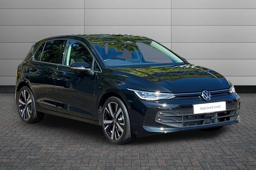 Volkswagen Golf listing photo