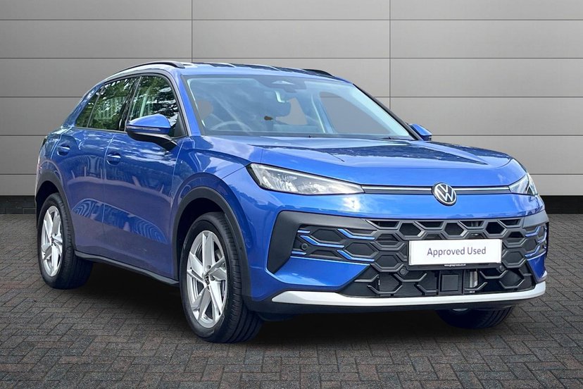 Volkswagen T-Roc listing photo