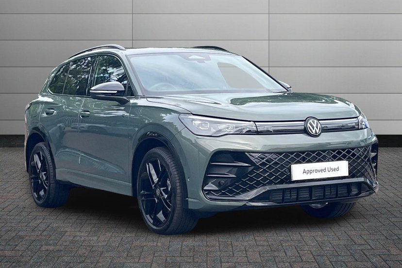Volkswagen Tiguan listing photo