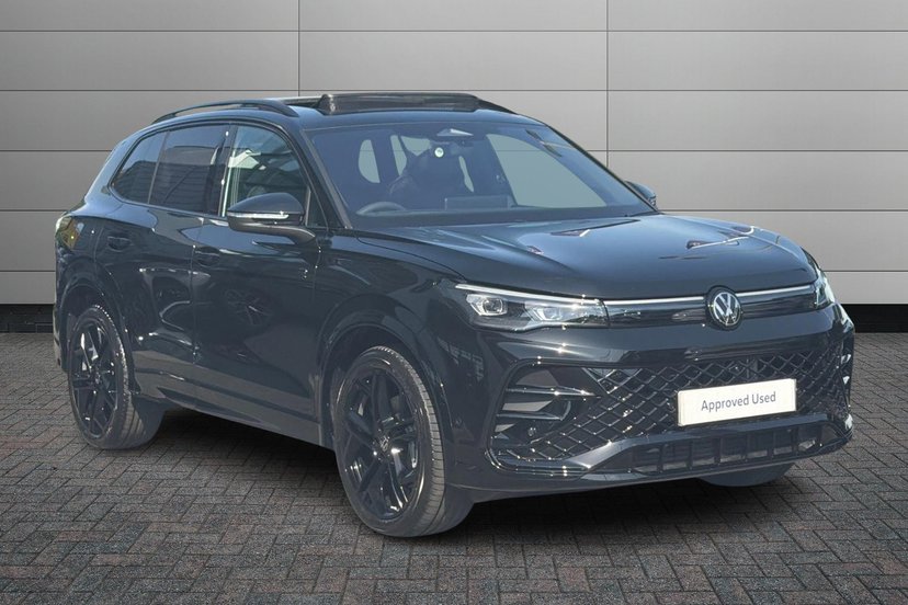 Volkswagen Tiguan listing photo