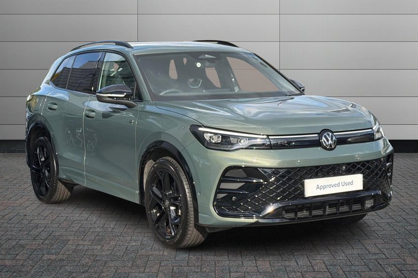 Volkswagen Tiguan listing photo