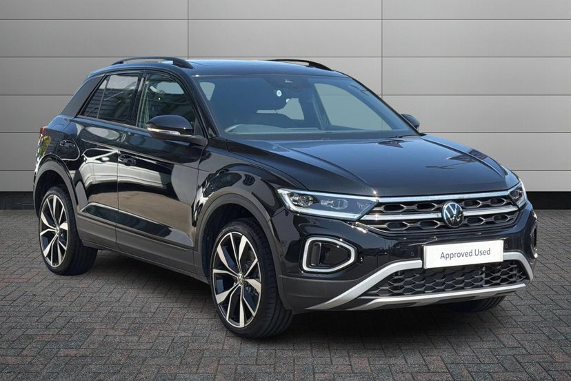 Volkswagen T-Roc listing photo