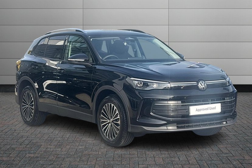 Volkswagen Tiguan listing photo
