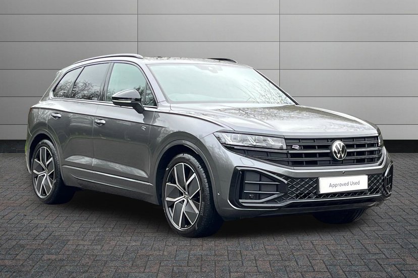 Volkswagen Touareg listing photo