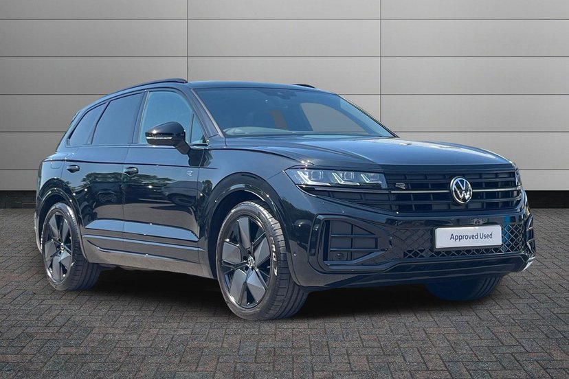 Volkswagen Touareg listing photo