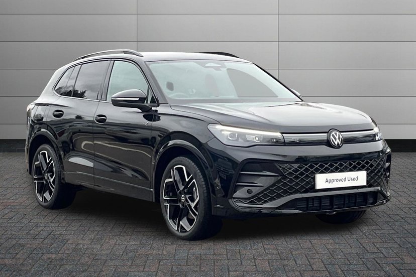 Volkswagen Tiguan listing photo