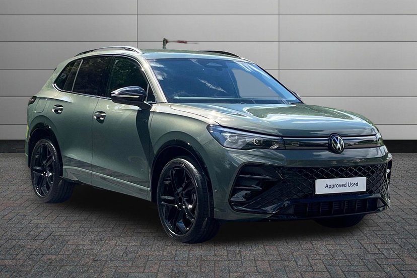 Volkswagen Tiguan listing photo