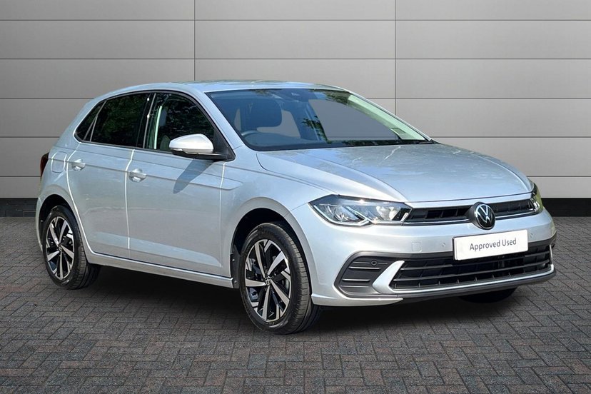 Volkswagen Polo listing photo