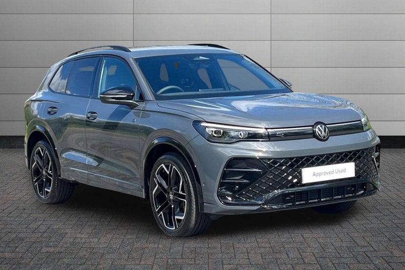 Volkswagen Tiguan listing photo