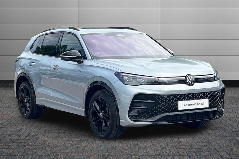 Volkswagen Tiguan listing photo