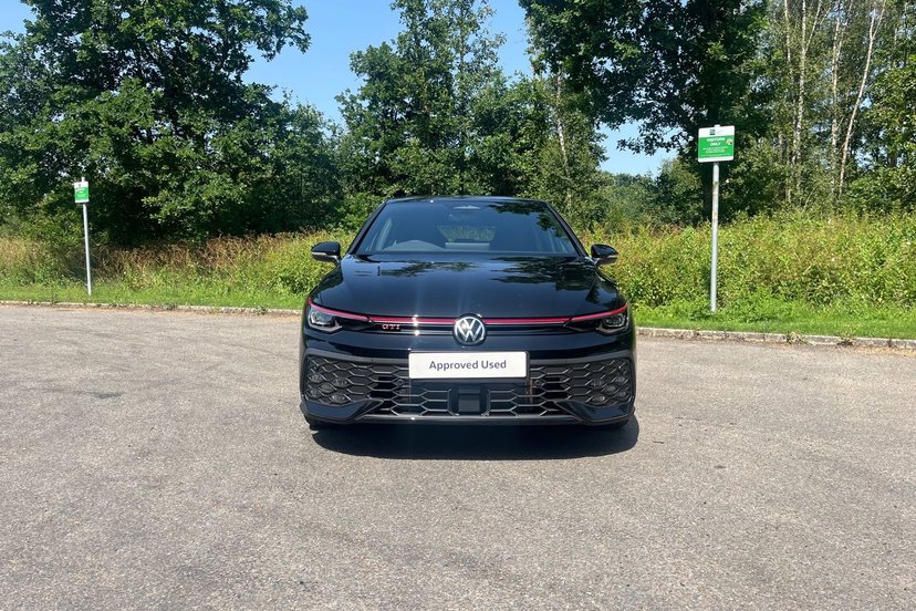 2026 Volkswagen Golf thumbnail 15