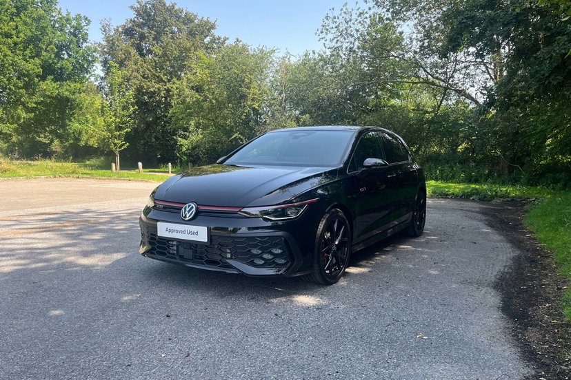 2026 Volkswagen Golf thumbnail 16