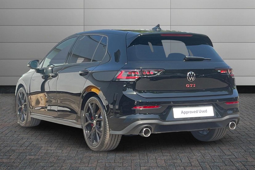 2026 Volkswagen Golf thumbnail 4